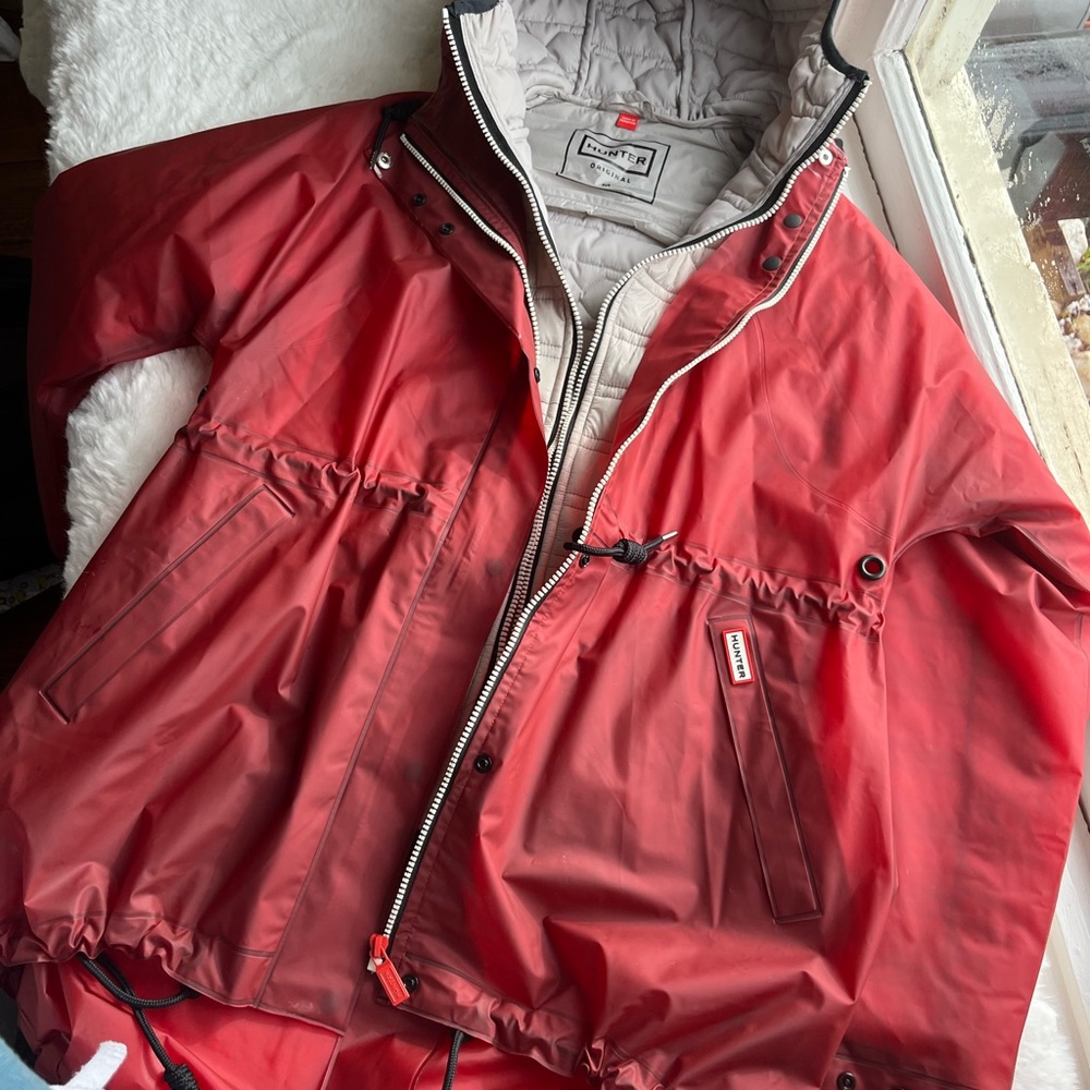 Hunter rain jacket with puffer liner